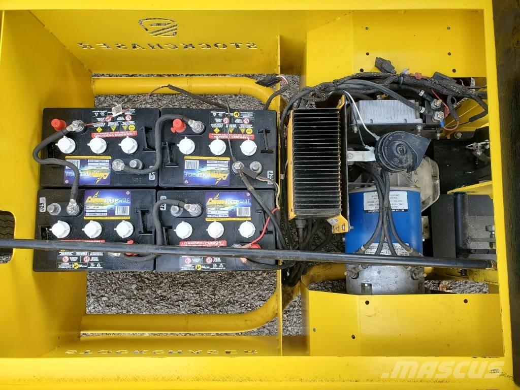 Columbia SC100 شاحنة قاطرة