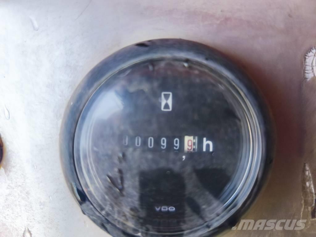 Merlo Cingo M 8 عربات نقل قلابة للمواقع