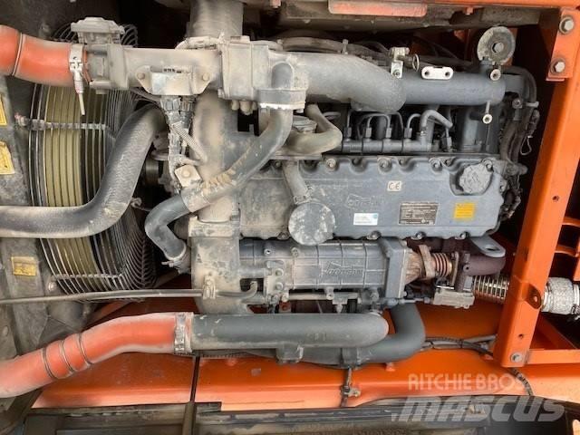 Doosan DX 225 LC-3 حفارات زحافة