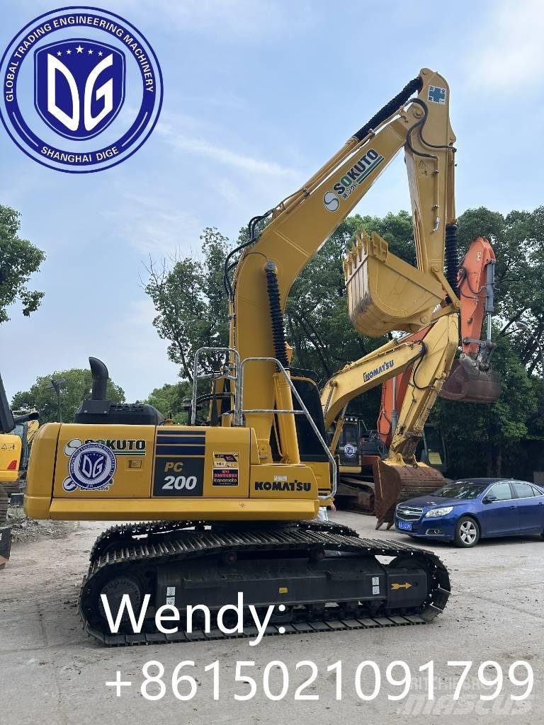 Komatsu PC 200-8 حفارات زحافة
