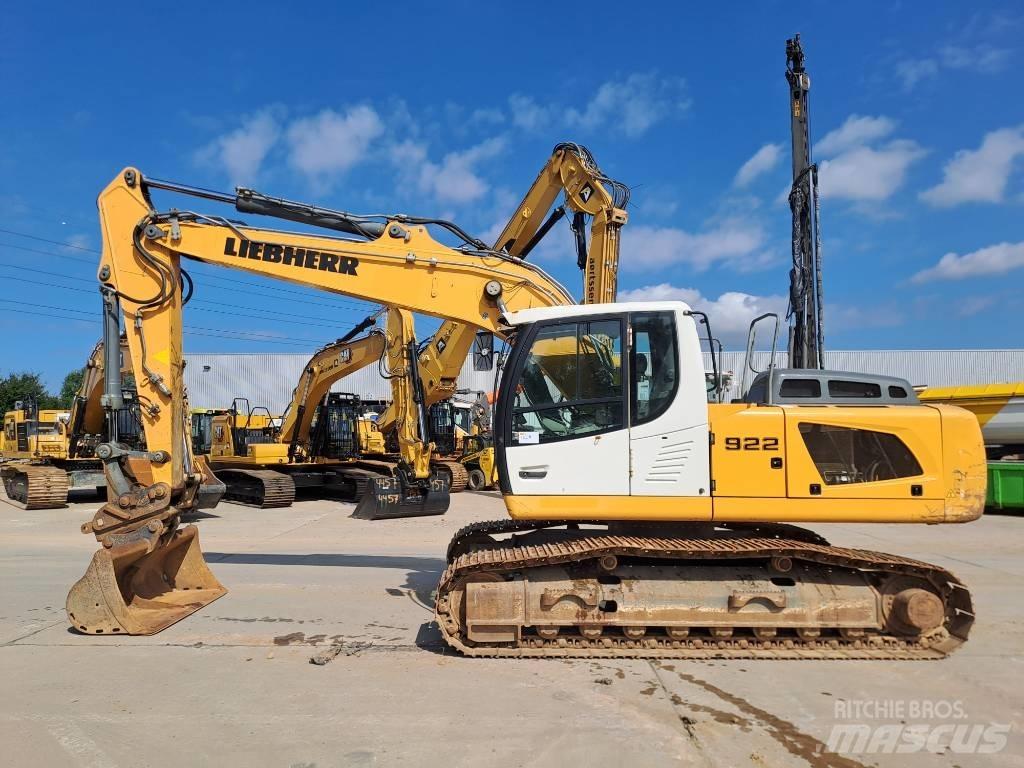 Liebherr R922LC حفارات زحافة