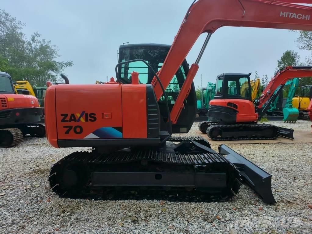 Hitachi ZX 70 حفارات صغيرة أقل من 7 طن (حفارات صغيرة)