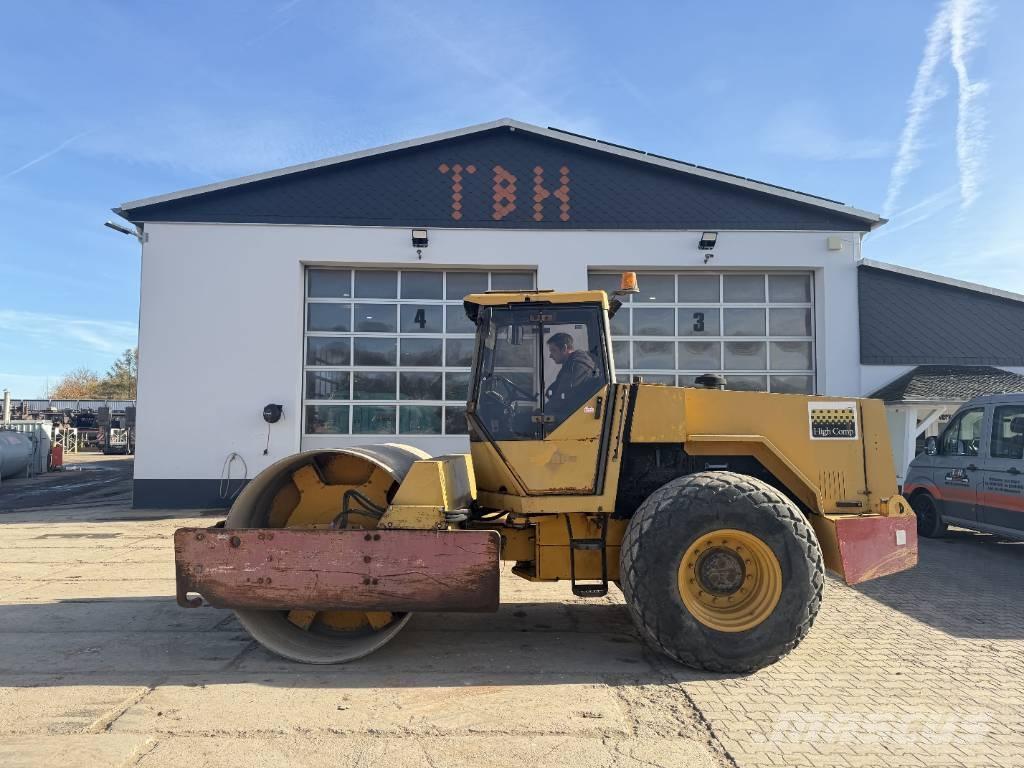 Dynapac CA 251 D مداحل أحادية الأسطوانة