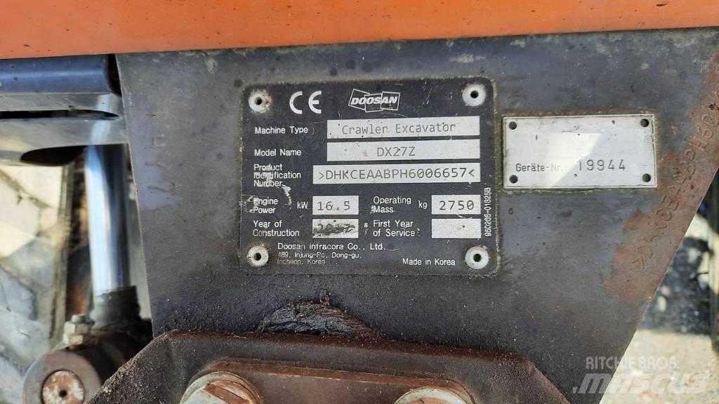 Doosan DX 27 Z حفارات صغيرة أقل من 7 طن (حفارات صغيرة)