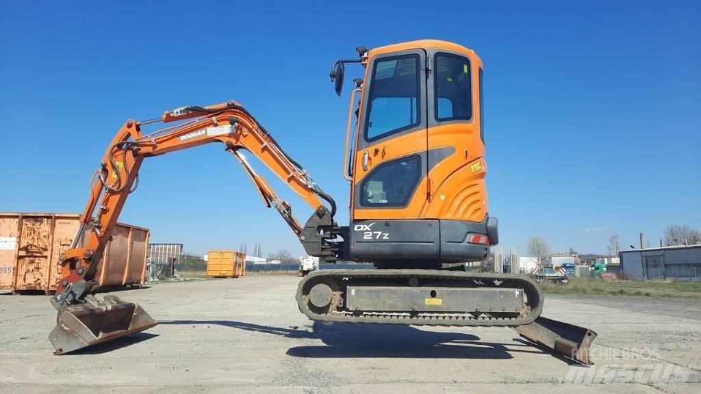 Doosan DX 27 Z حفارات صغيرة أقل من 7 طن (حفارات صغيرة)