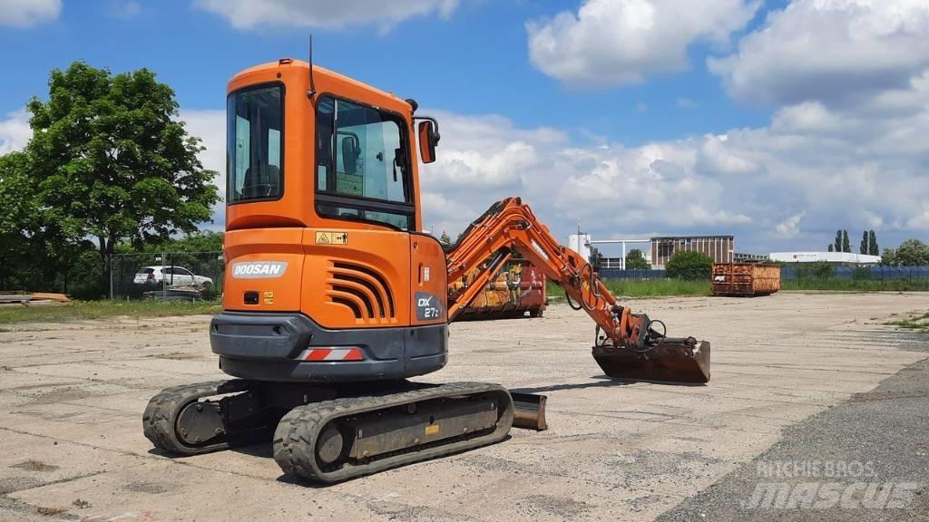 Doosan DX 27 Z حفارات صغيرة أقل من 7 طن (حفارات صغيرة)