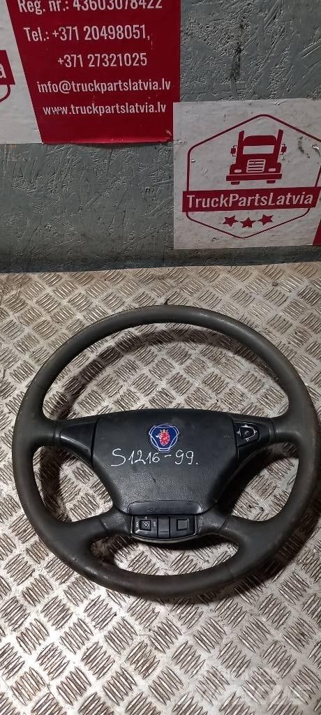 Scania R 440    1495393 كابينة والداخلية