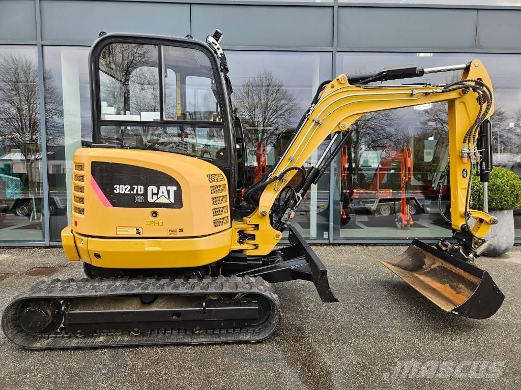 CAT 302.7 D CR حفارات صغيرة أقل من 7 طن (حفارات صغيرة)