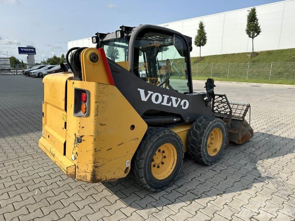 Volvo MC70C لوادر انزلاقية التوجيه