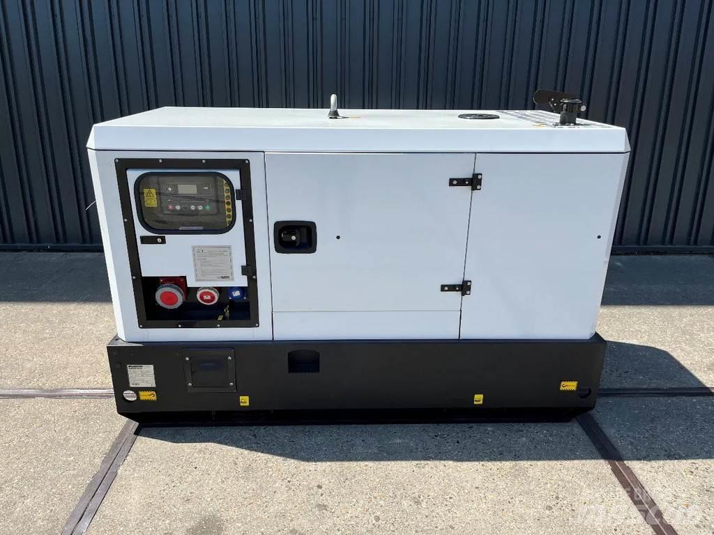 Iveco II-044 - 40kVA مولدات ديزل