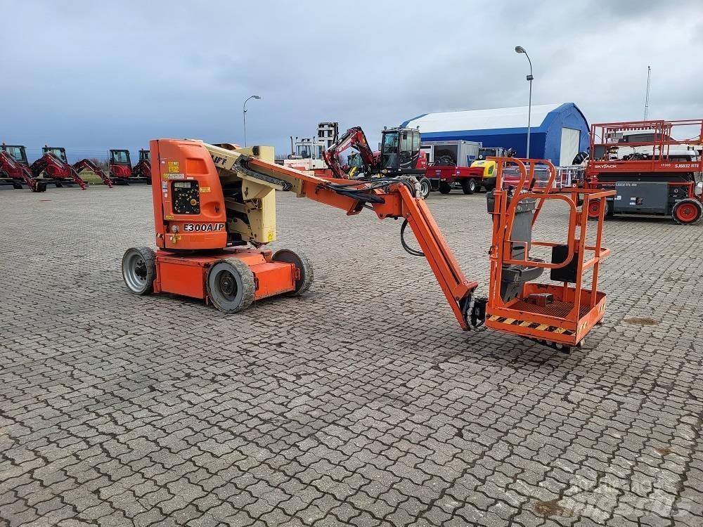 JLG E 300 AJP رافعات سلة مفصلية