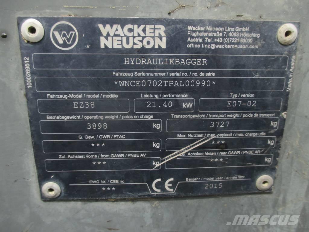 Wacker Neuson EZ 38 حفارات زحافة