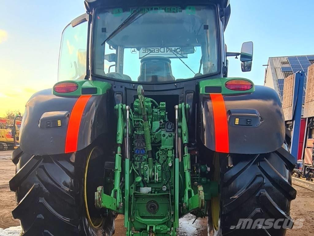 John Deere 6195 R الجرارات