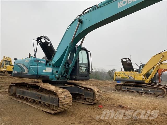 Kobelco SK 200 حفارات زحافة