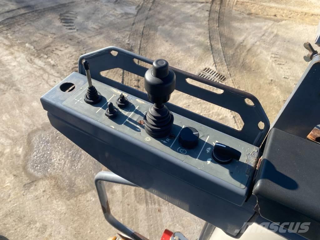 Wirtgen W 130 F ماكينات الكشط البارد للأسفلت