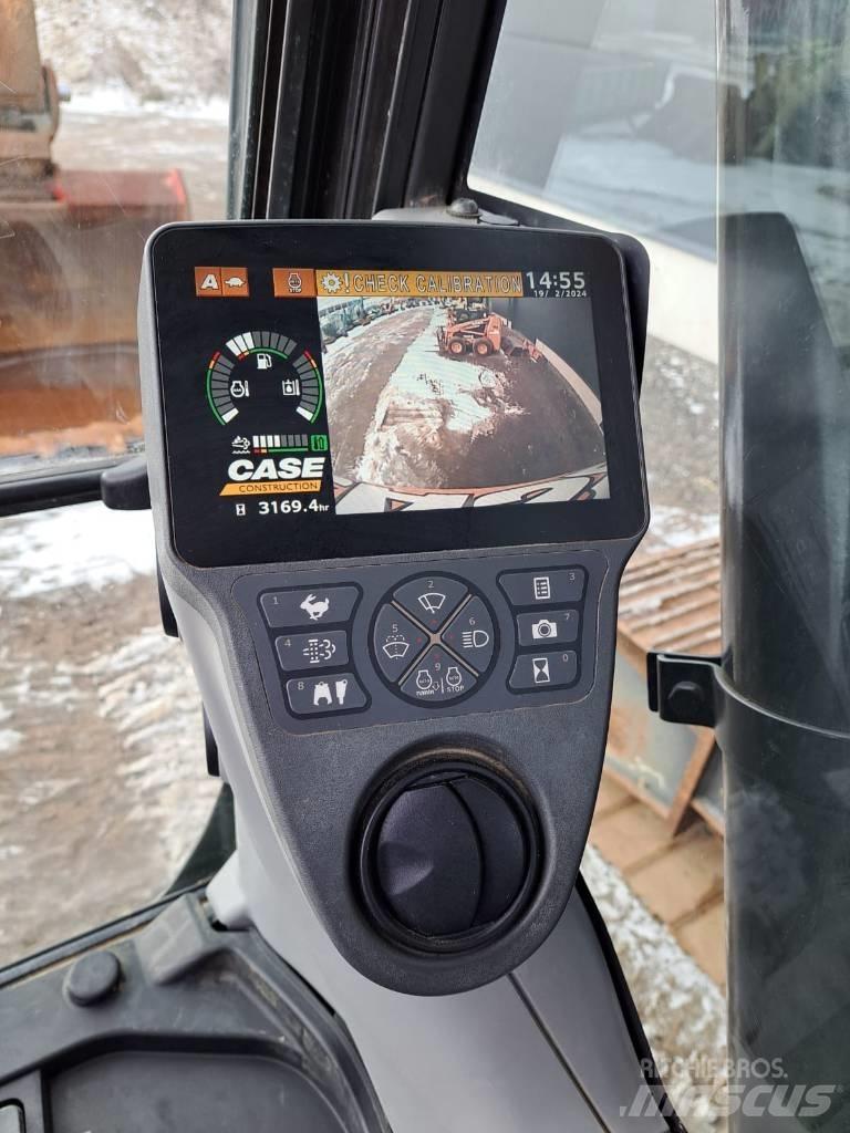 CASE CX 250 D حفارات زحافة