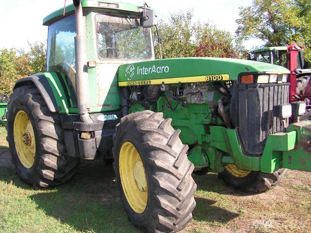 John Deere 8100 ملحقات أخرى للجرارات