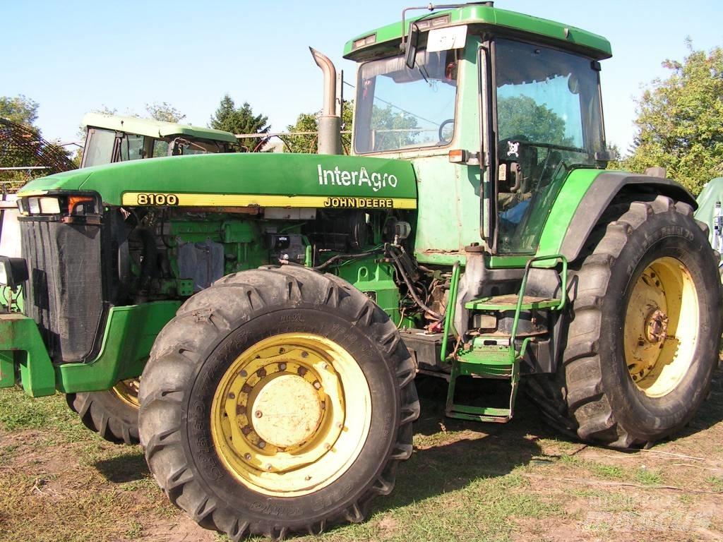 John Deere 8100 ملحقات أخرى للجرارات