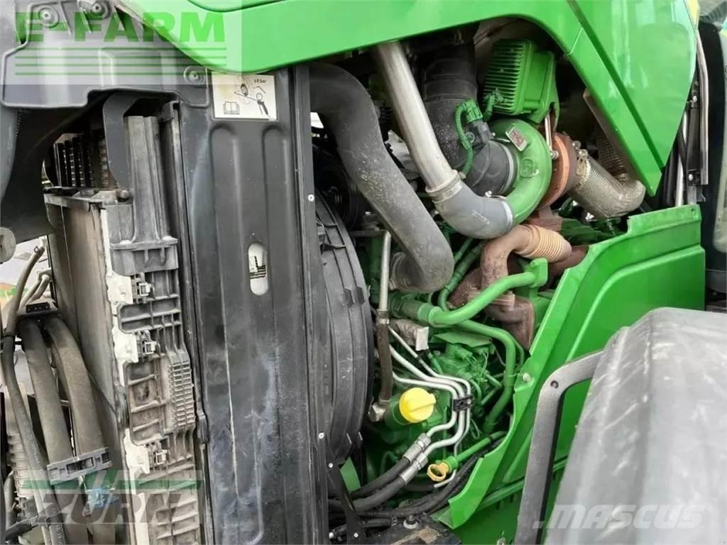 John Deere 6215r الجرارات
