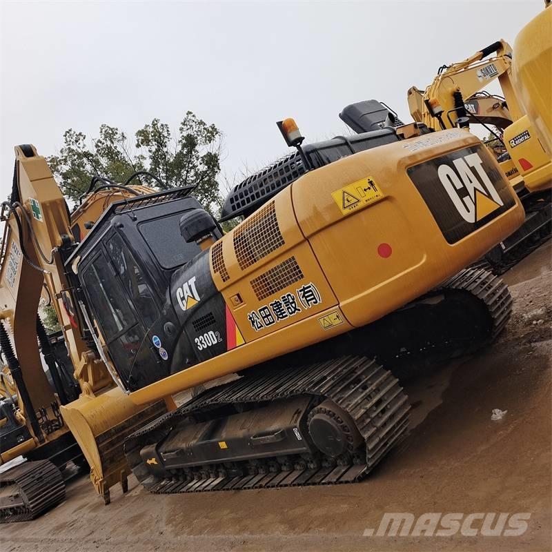 CAT 330 D حفارات زحافة