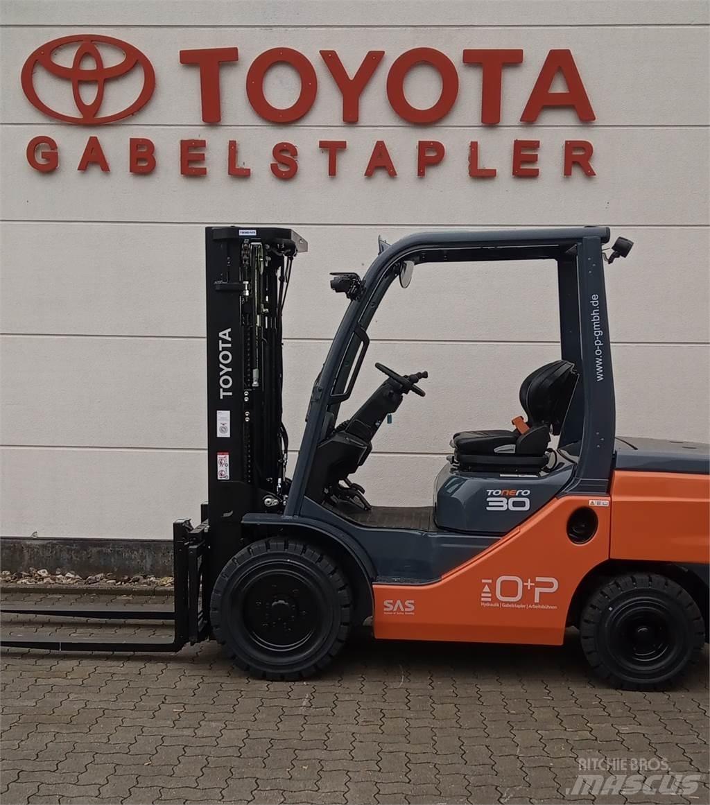 Toyota 52-8FDF30 شاحنات الديزل