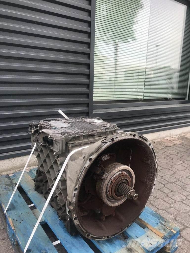 Volvo AT2412C علب تروس