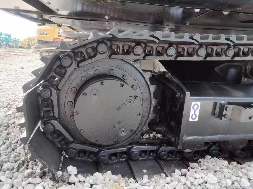 Sany SY135C حفارات زحافة