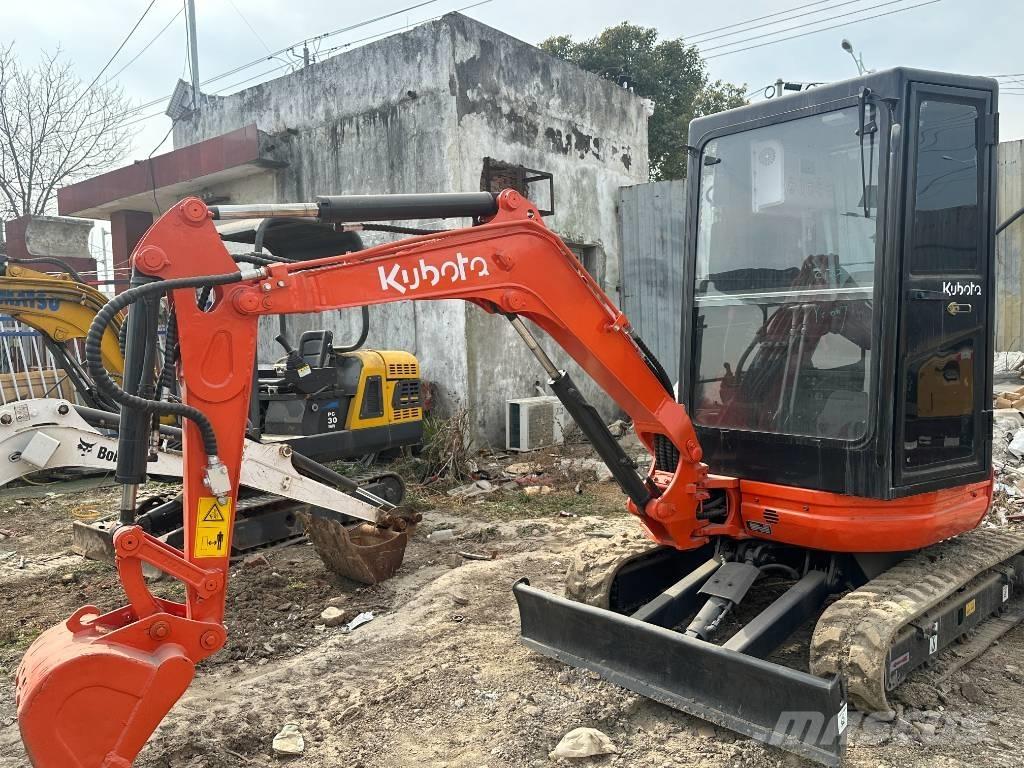 Kubota U 20 حفارات زحافة