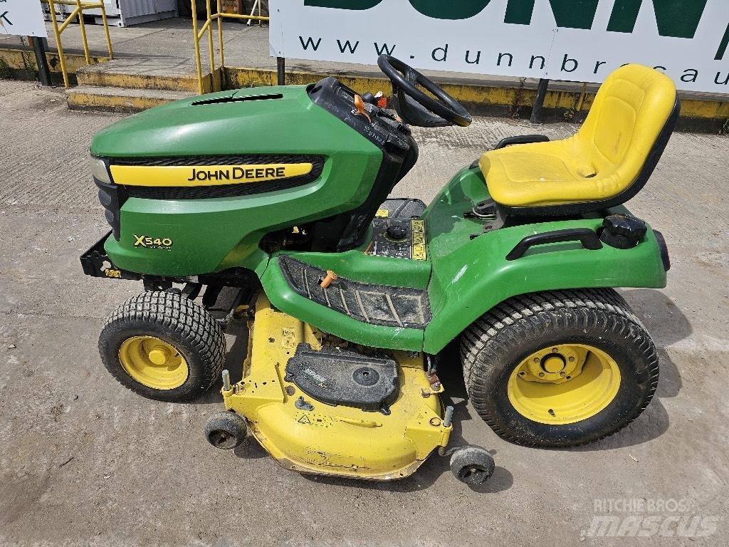 John Deere X 540 جرارات مدمجة