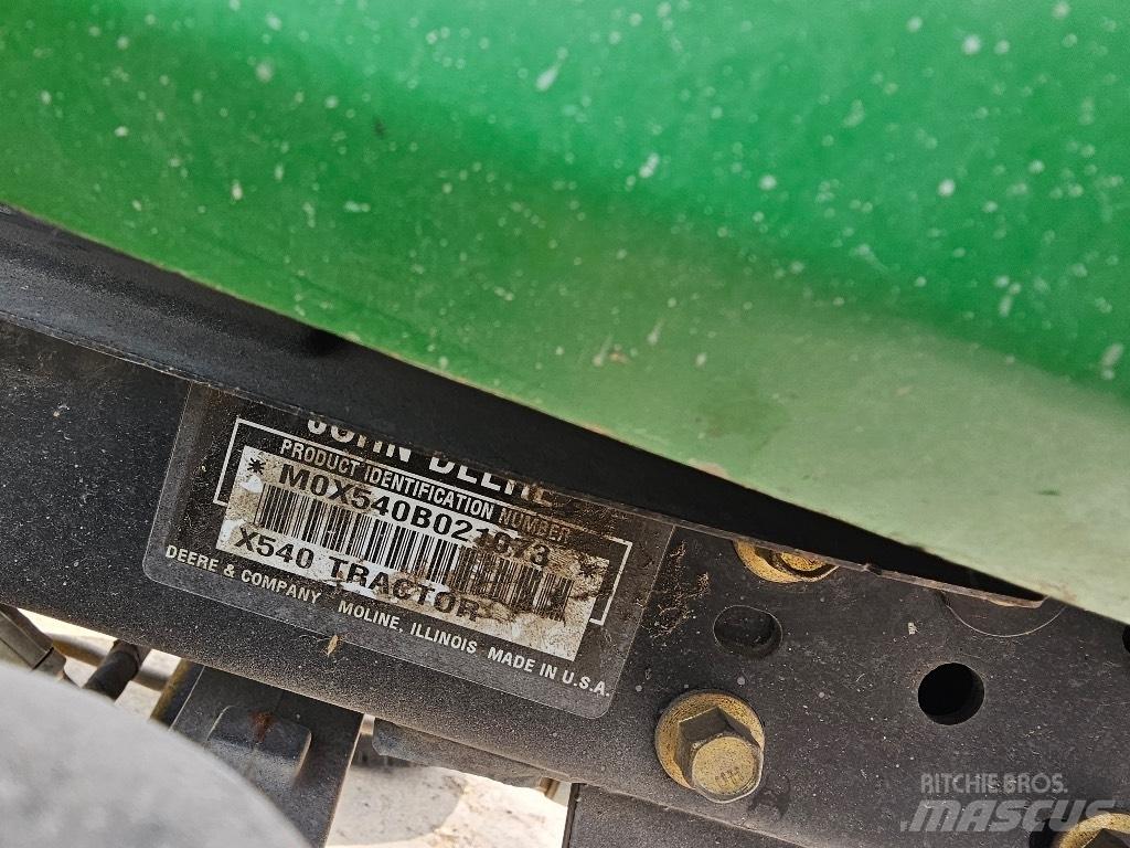 John Deere X 540 جرارات مدمجة