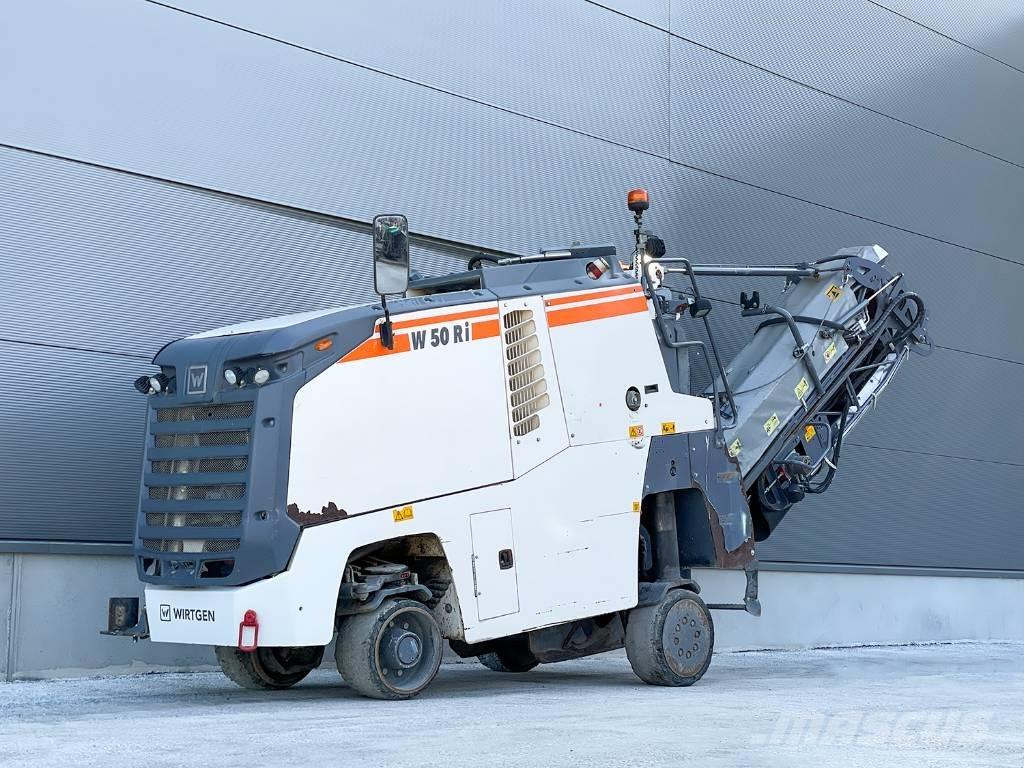 Wirtgen W 50 RI ماكينات الكشط البارد للأسفلت