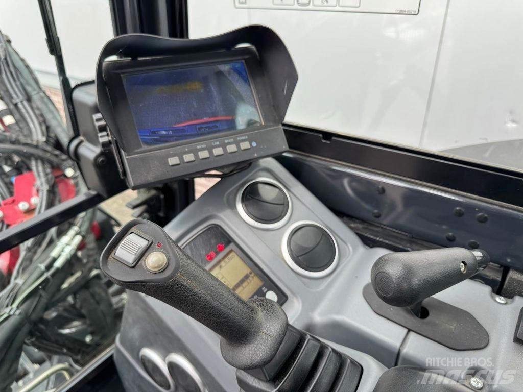 Yanmar SV60-B حفارات زحافة