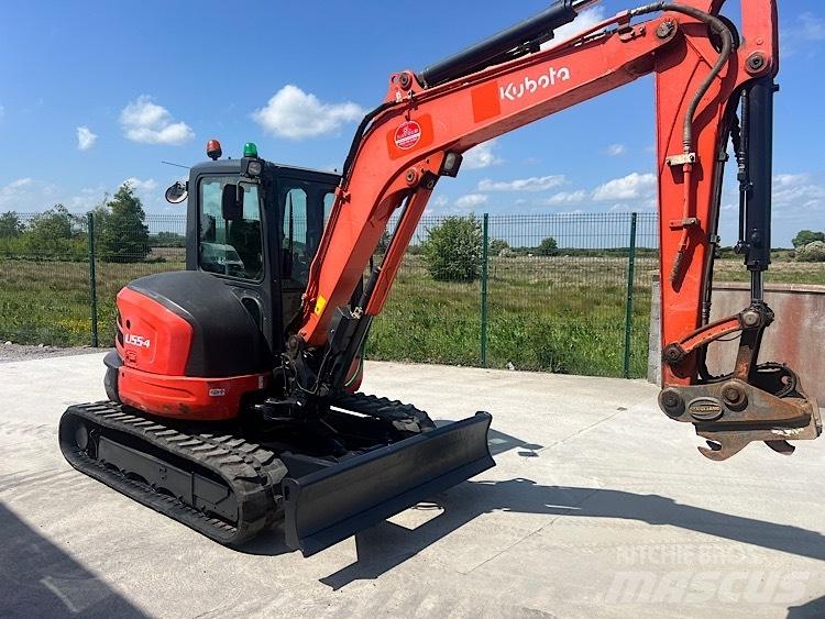 Kubota U55-4 حفارات صغيرة أقل من 7 طن (حفارات صغيرة)