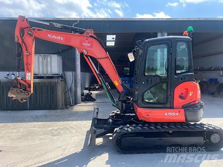 Kubota U55-4 حفارات صغيرة أقل من 7 طن (حفارات صغيرة)