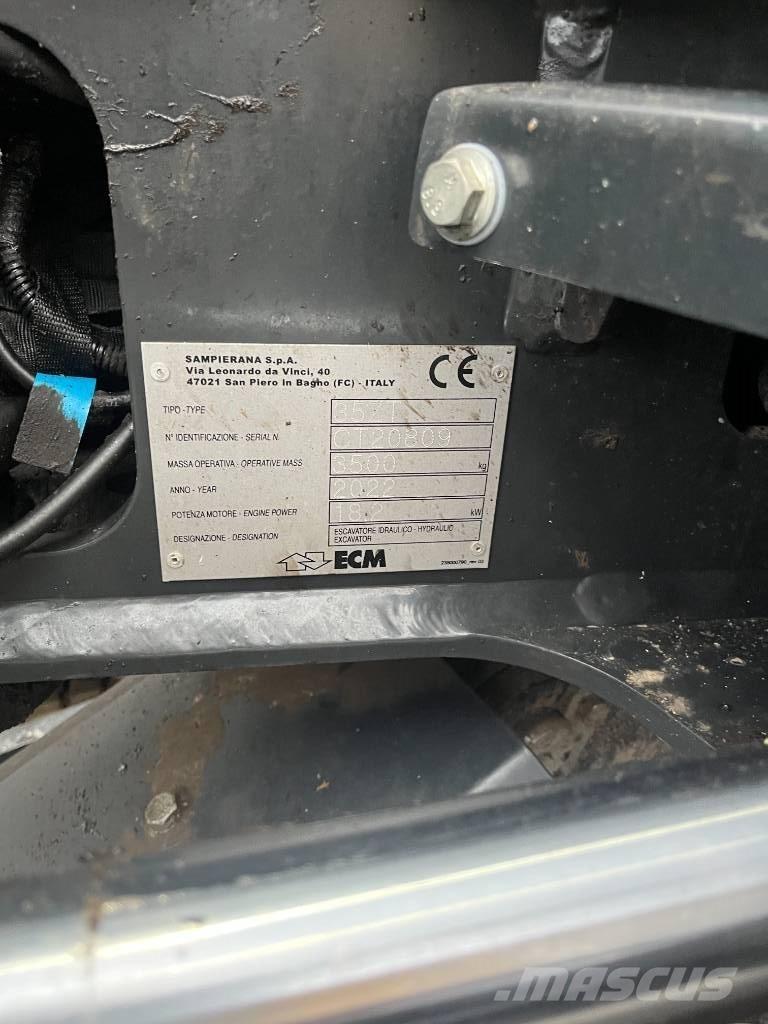 ECM 35 ZT حفارات صغيرة أقل من 7 طن (حفارات صغيرة)