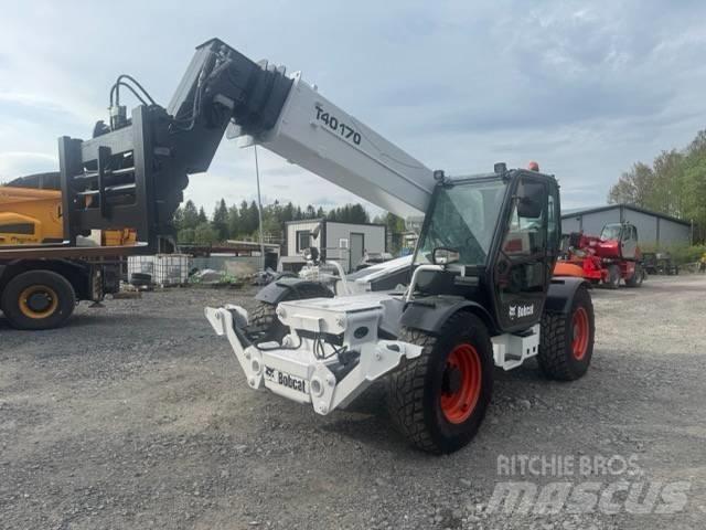 Bobcat T 40170 مناولات متداخلة