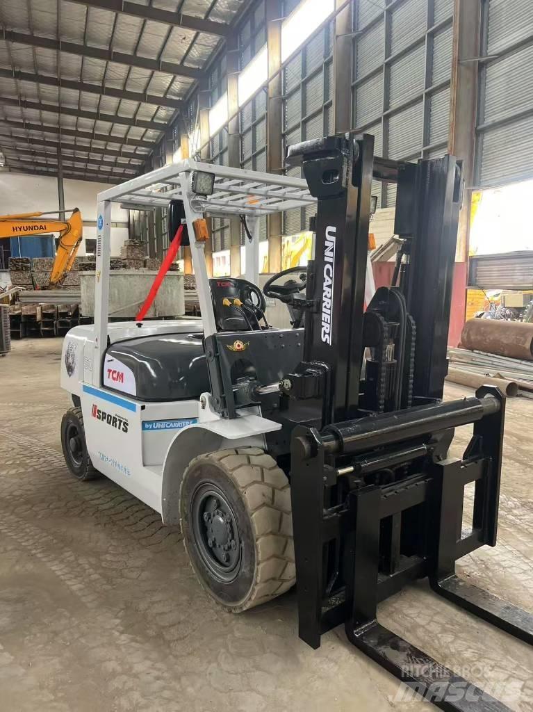 TCM FD50 شاحنات الديزل
