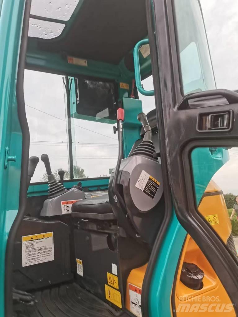 Kubota KX 135 حفارات صغيرة أقل من 7 طن (حفارات صغيرة)