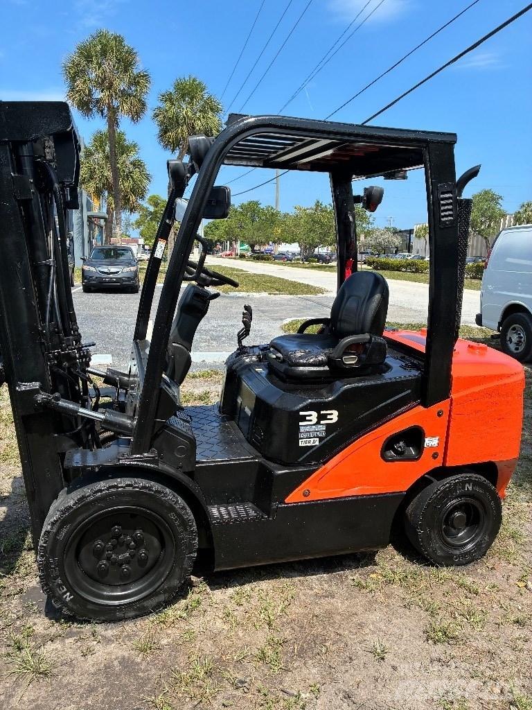 Doosan D 33 S-7 شاحنات ذات رافعات شوكية - أخرى