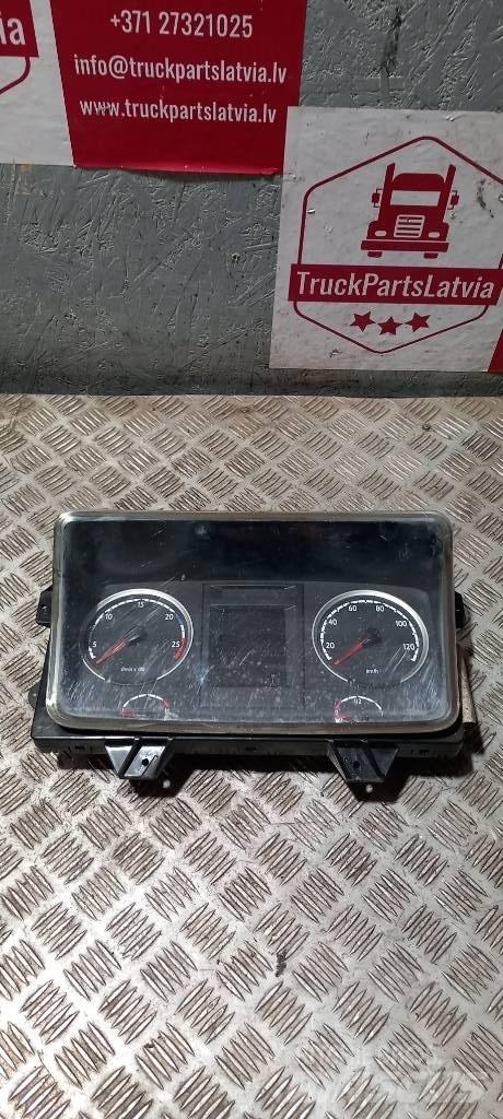 Scania R 440   2052210 كابينة والداخلية