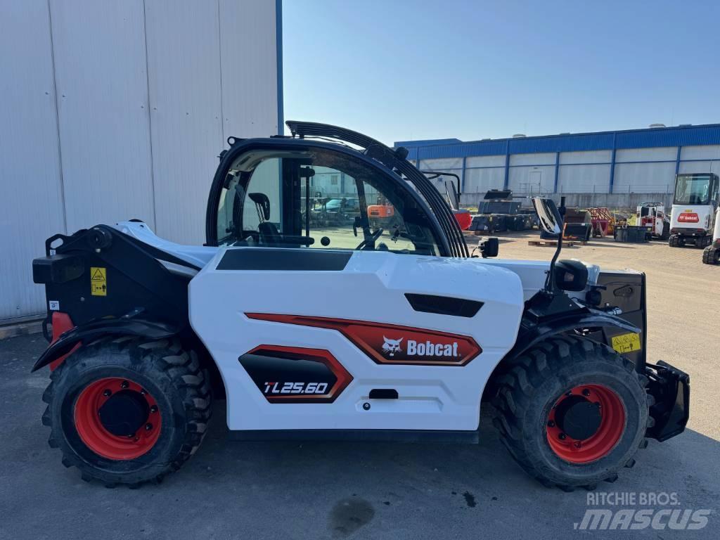Bobcat TL 25.60 75 V مناولات متداخلة