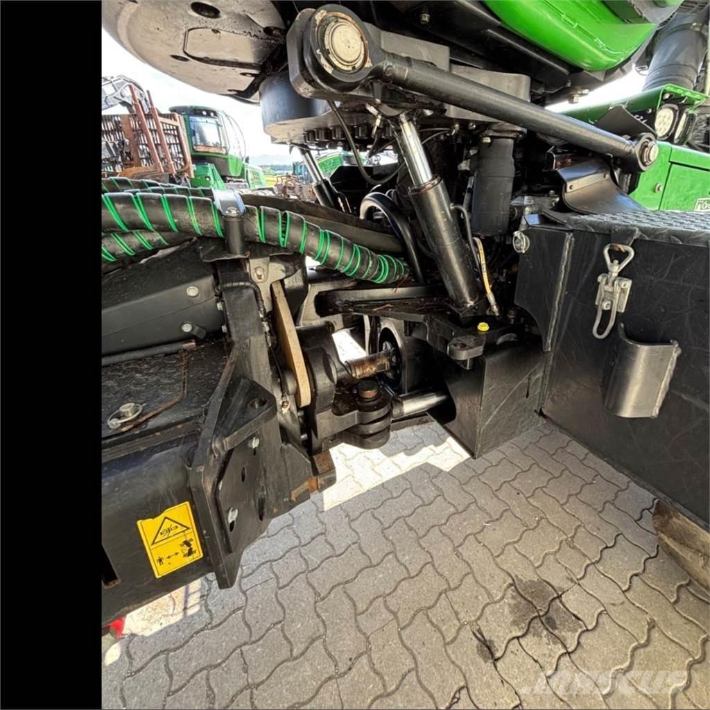 John Deere 1270 G حصادات