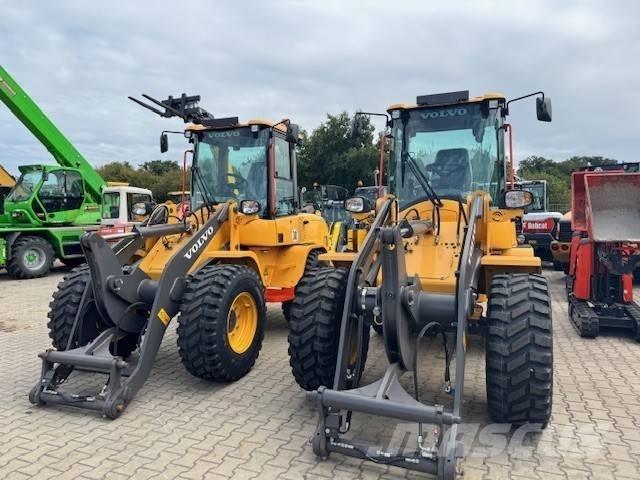 Volvo L 30 HS Klima لوادر بعجل