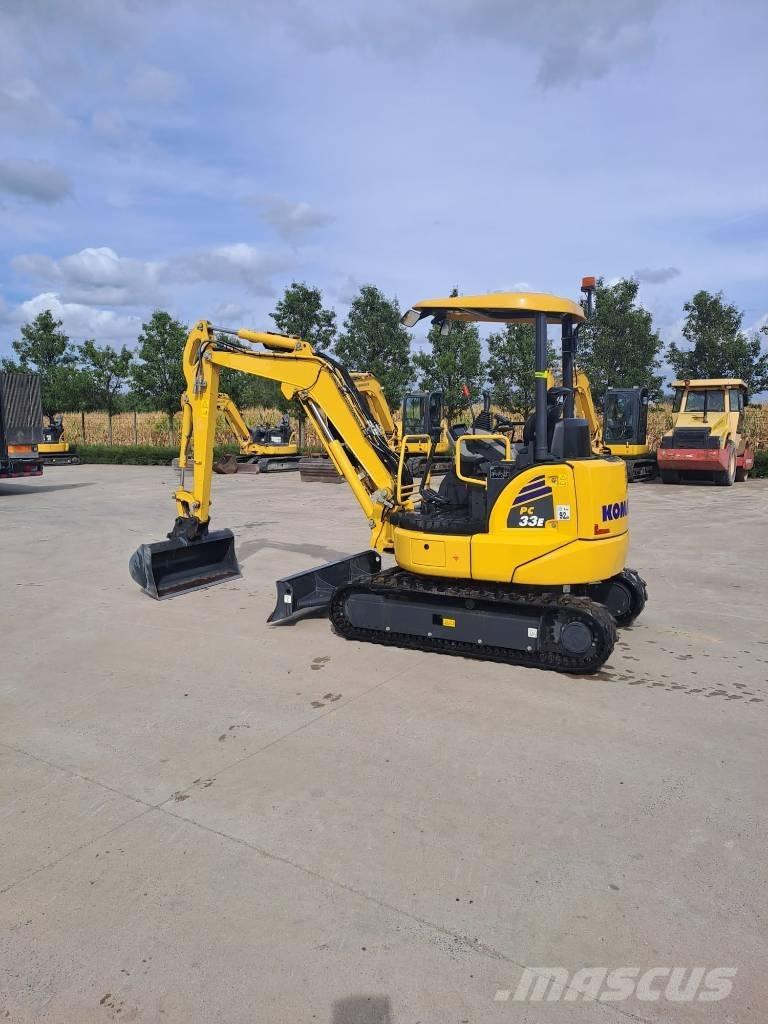 Komatsu PC33E-6 حفارات صغيرة أقل من 7 طن (حفارات صغيرة)