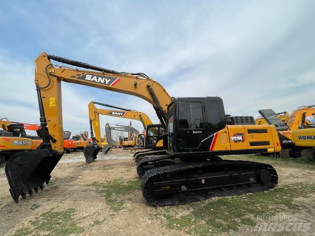 Sany SY 215 C حفارات زحافة