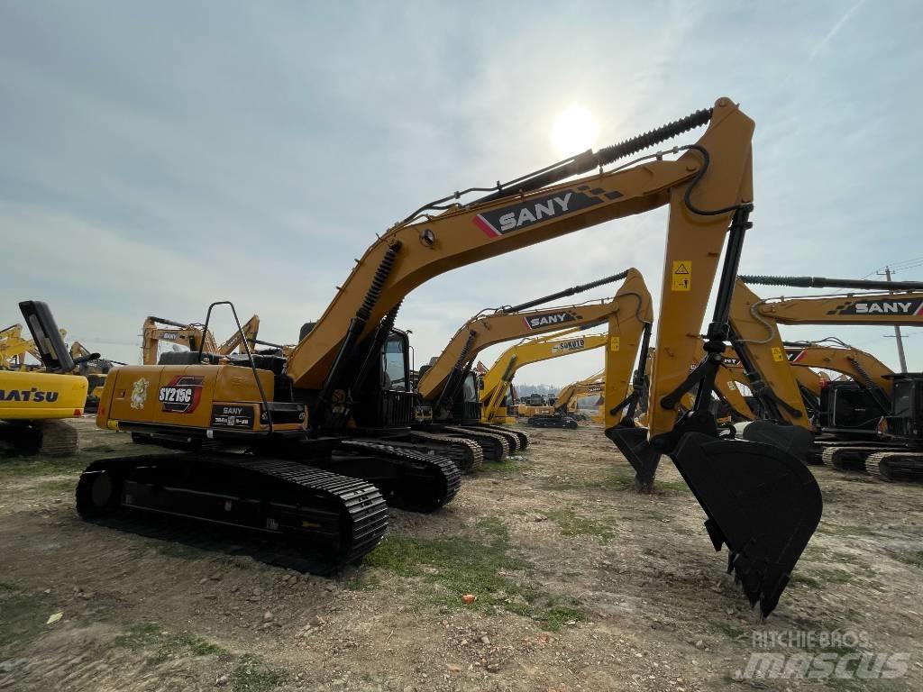Sany SY 215 C حفارات زحافة