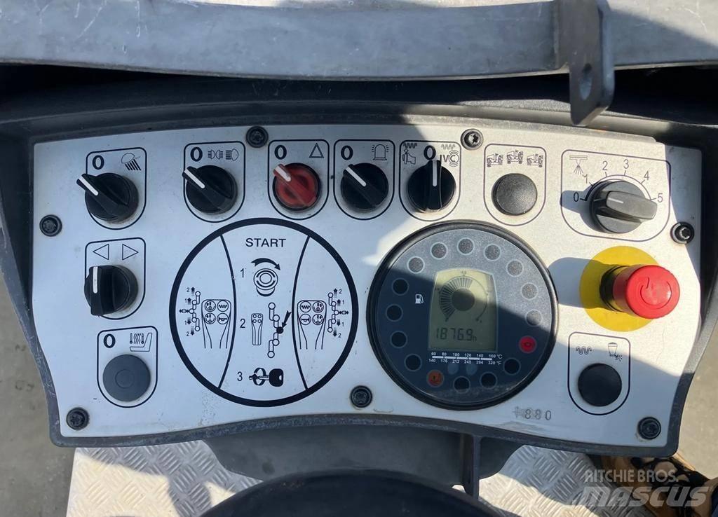 Bomag BW 100 AC-5 مداحل مزدوجة