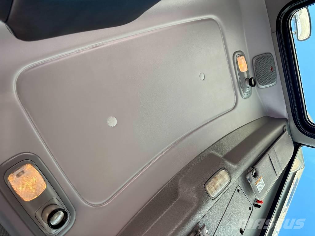 Peterbilt 389 وحدات الجر