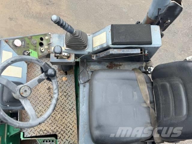 Terex TV 1200 مداحل ثنائية الاسطوانة