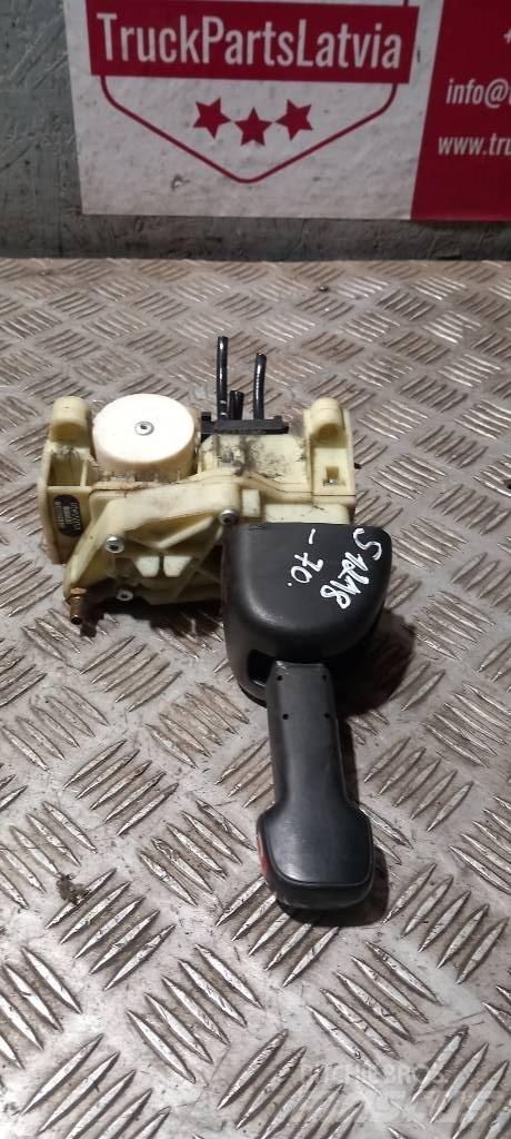 Scania R 440    1882115 كابينة والداخلية